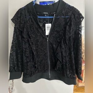 NWT Torrid Cropped Ruffle Lace Bomber Jacket